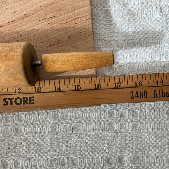 Antique Vintage Wooden Rolling Pin In Excellent Condition Farmhouse Decor 17” - Picture 3 of 3